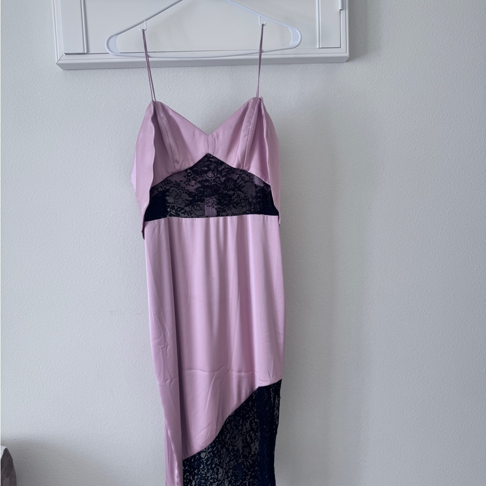 Elegant Pink and Black Lace Midi Dress